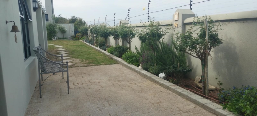 To Let 1 Bedroom Property for Rent in Fairhaven Country Estate Western Cape